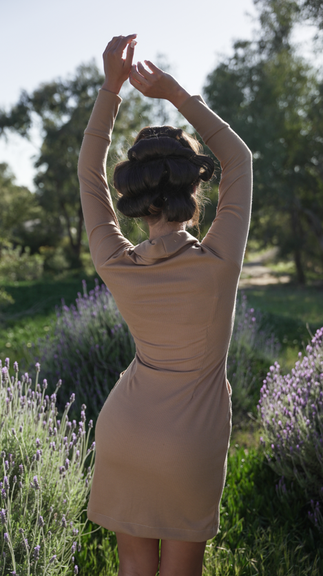 The Iconic Hourglass Robe — Cozy Waffle White